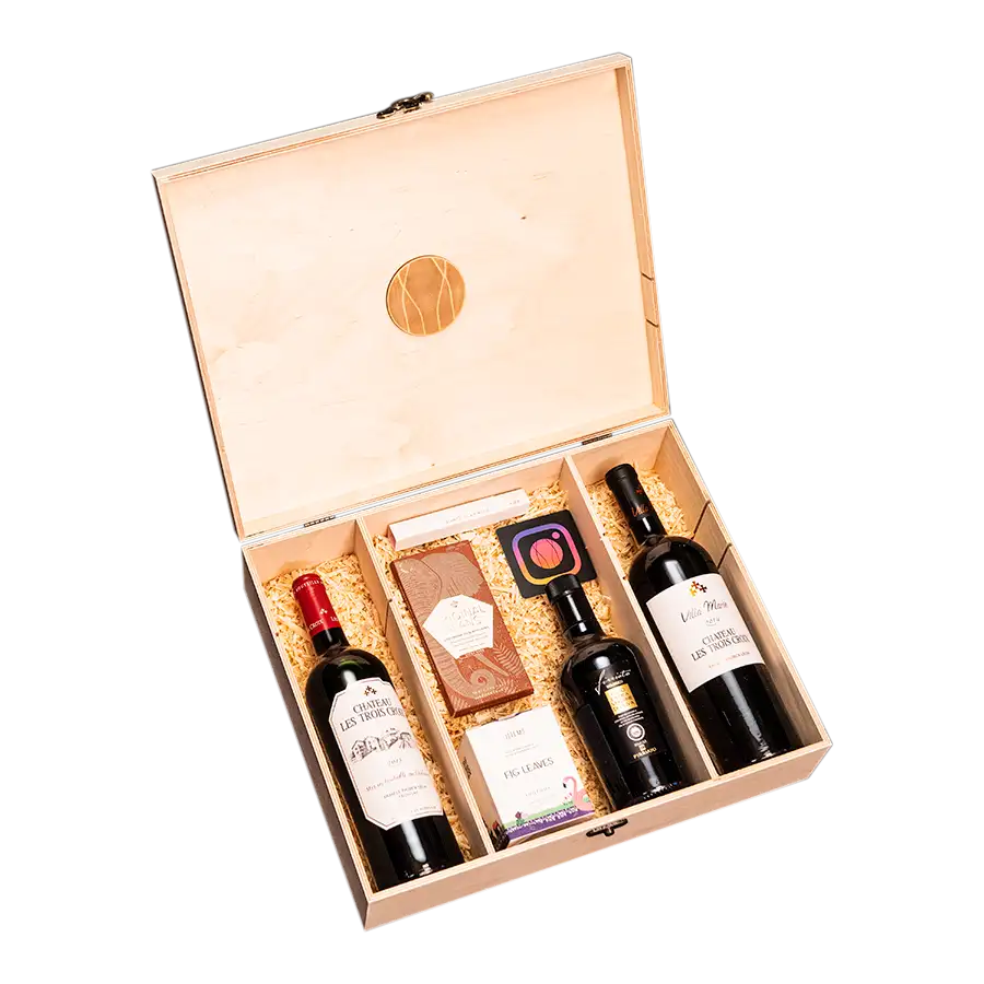 Подаръчна кутия Bordeaux: Les Trois Croix x Villa Marie от BNKWines.bg