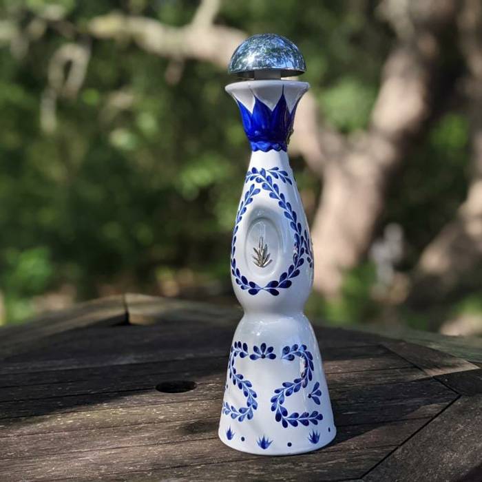 Текила Clase Azul Reposado от BNKWines.bg