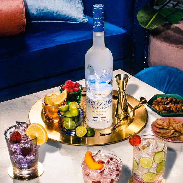 Grey Goose Vodka 1l от BNKWines.bg